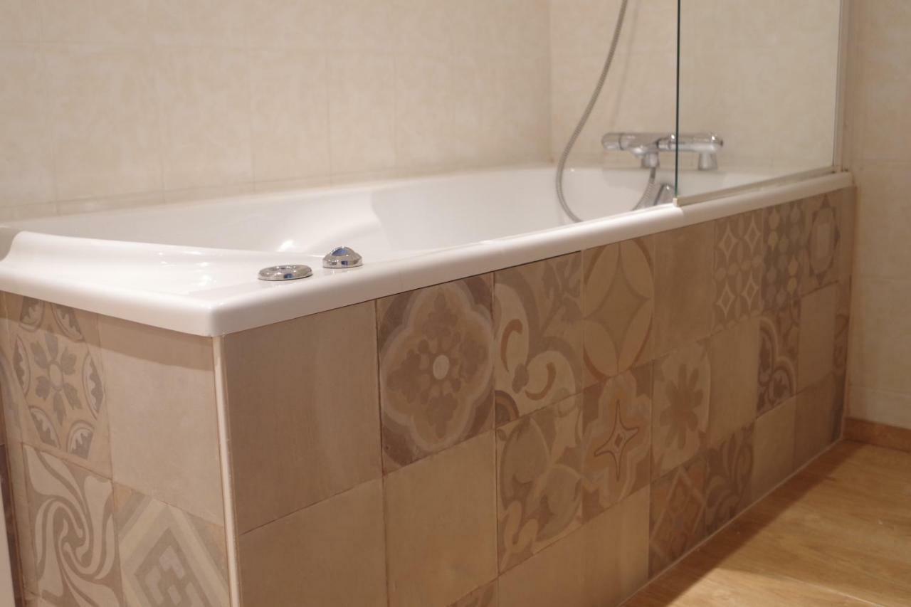 Falleron Logis De La Clartiere B&B 외부 사진