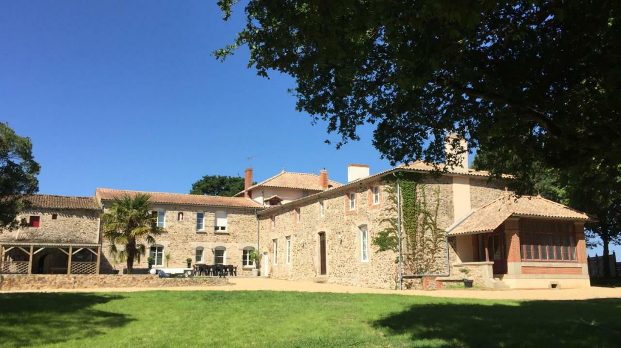 Falleron Logis De La Clartiere B&B 외부 사진